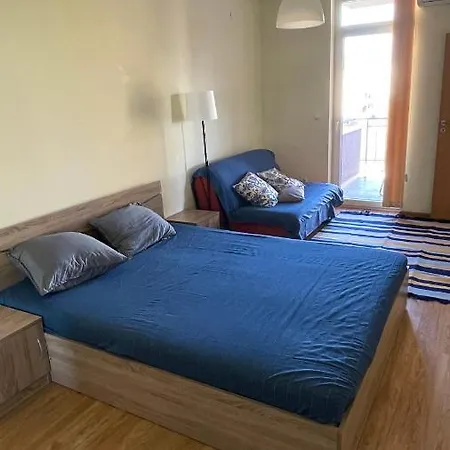Apartment Very Cozy And Sunny In The Center Of Sofia